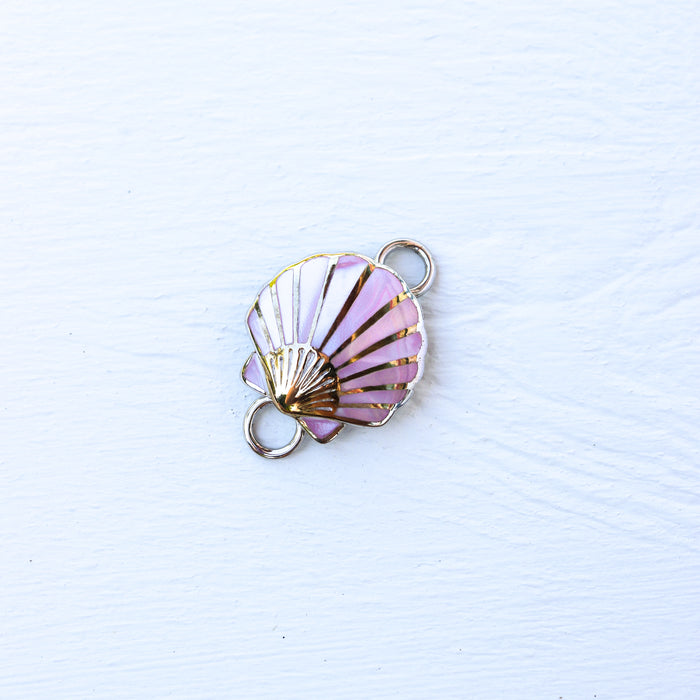 Mother of Pearl Scallop Shell Topper